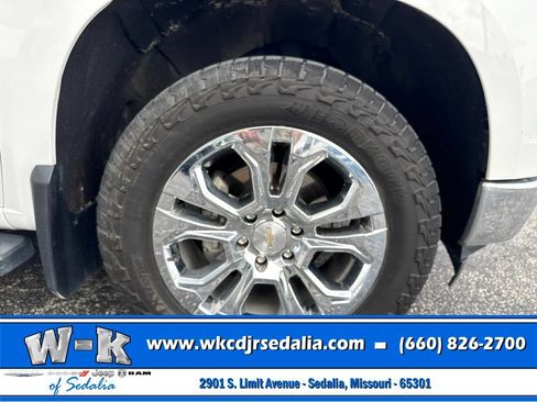 Used 2023 Chevrolet Silverado 1500 LTZ AWD/4WD image 5