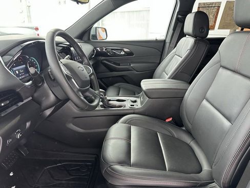 Certified 2023 Chevrolet Traverse RS w/ LPO, Floor Liner Package image 28
