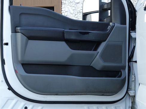 Used 2023 Ford F250 XLT w/ FX4 Off-Road Package image 33