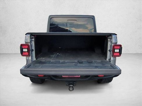 Used 2020 Jeep Gladiator Rubicon image 7