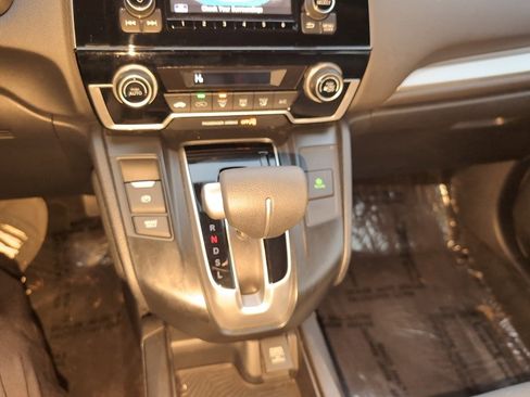 Used 2017 Honda CR-V LX image 16