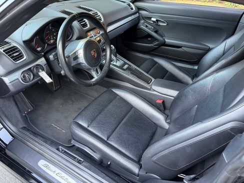 Used 2016 Porsche Cayman RWD image 15