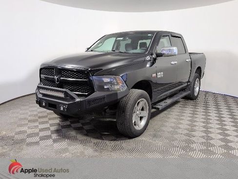 Used 2014 RAM 1500 Express image 2