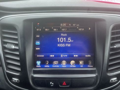 Used 2015 Chrysler 200 Limited w/ Spring Special Group image 20