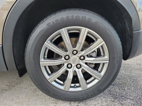 Used 2020 Cadillac XT4 Premium Luxury image 29