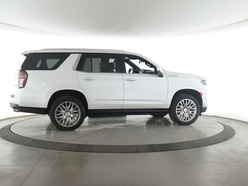 Used 2024 Chevrolet Tahoe High Country AWD/4WD image 6