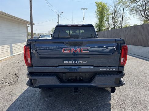 Used 2022 GMC Sierra 2500 Denali AWD/4WD image 9