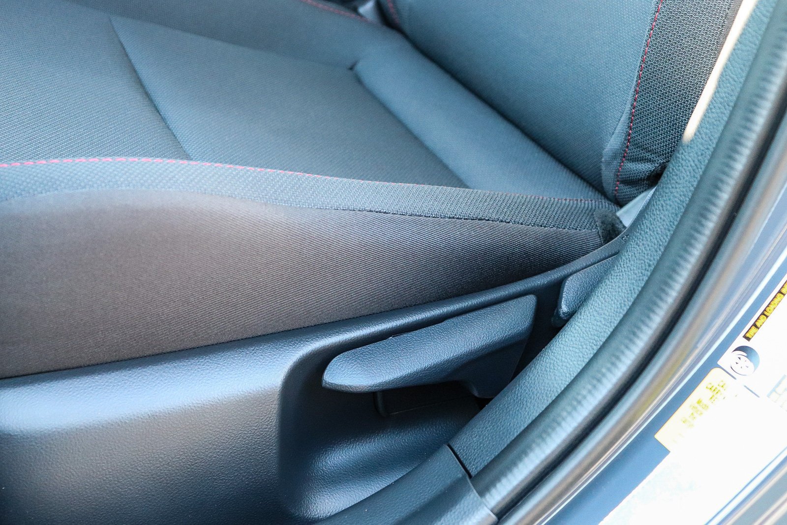 New 2027 Toyota Prius Plug-In Hybrid FWD image 29