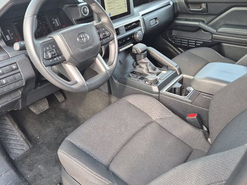 Certified 2026 Toyota 4Runner SR5 AWD/4WD image 10