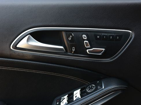 Used 2018 Mercedes-Benz CLA 250 w/ AMG Line Exterior image 49