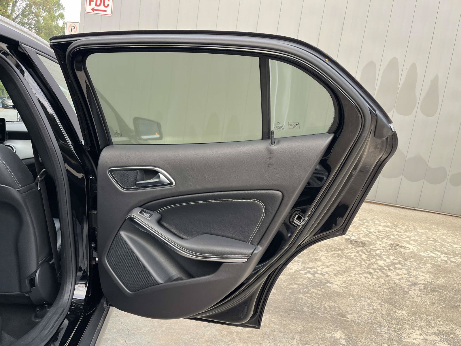 Used 2019 Mercedes-Benz GLA 250 4MATIC image 54