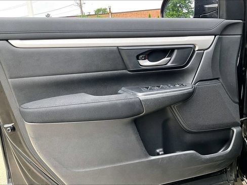 Used 2017 Honda CR-V LX image 14