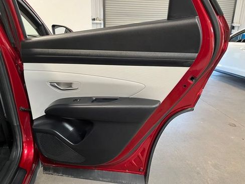 Used 2025 Hyundai Tucson SEL FWD image 15