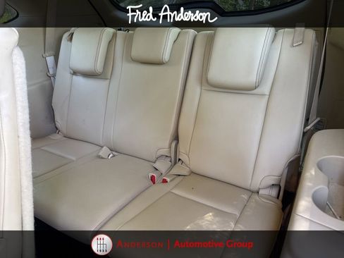Used 2018 Toyota Highlander XLE AWD/4WD image 13