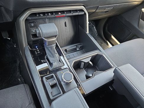 Used 2026 Toyota Sequoia SR5 AWD/4WD image 31