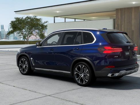 Used 2026 BMW X5 xDrive40i AWD/4WD image 2