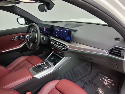 Certified 2023 BMW 330i Sedan w/ M Sport Package image 32