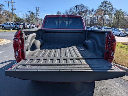 New 2026 RAM 2500 Laramie AWD/4WD image 32