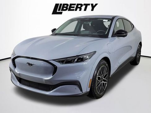 Used 2025 Ford Mustang Mach-E Premium image 8