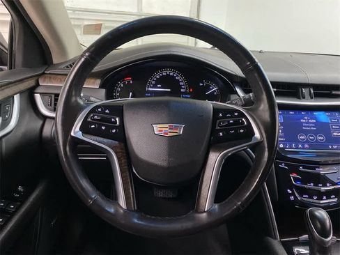 Used 2018 Cadillac XTS Luxury image 20