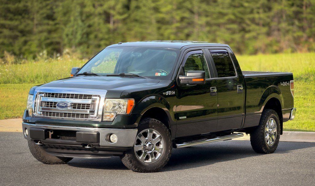 Used 2013 Ford F150 XLT w/ Luxury Equipment Group AWD/4WD image 2
