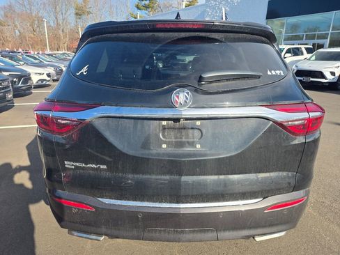 Used 2020 Buick Enclave Essence image 6