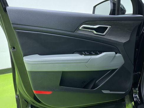 Used 2023 Kia Sportage X-Line w/ X-Line Premium Package image 17