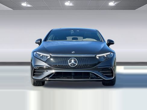 Certified 2023 Mercedes-Benz EQS 580 4MATIC Sedan image 5