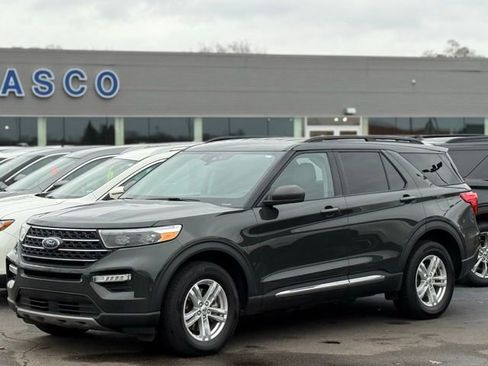 Certified 2023 Ford Explorer XLT w/ Equipment Group 202A image 35