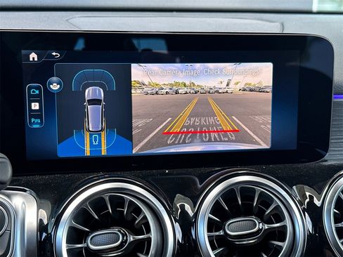 New 2026 Mercedes-Benz GLB 250 image 20