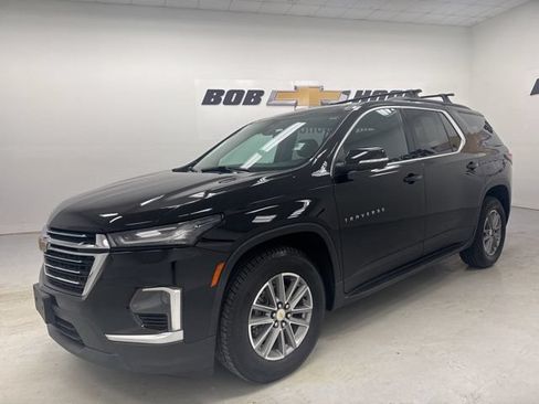 Used 2022 Chevrolet Traverse LT w/ LPO, 'HIT The Road' Package AWD/4WD image 1