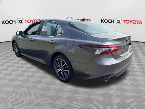 Used 2023 Toyota Camry XLE image 6