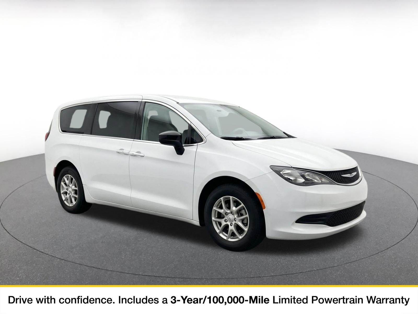 Used 2024 Chrysler Voyager LX FWD image 1