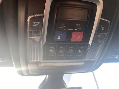 New 2023 RAM 1500 Big Horn image 25