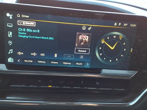 Used 2023 Chevrolet Silverado 1500 LT image 17