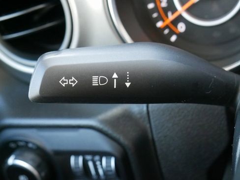 Used 2022 Jeep Wrangler Unlimited Sport image 25