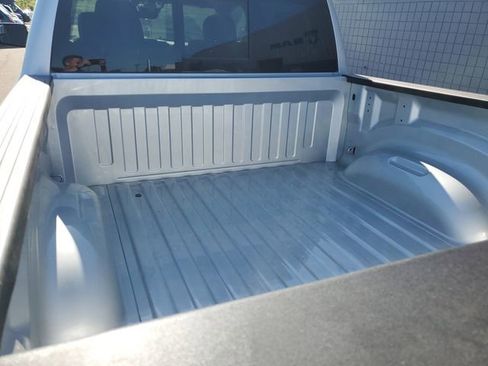 New 2026 RAM 1500 Laramie AWD/4WD image 18