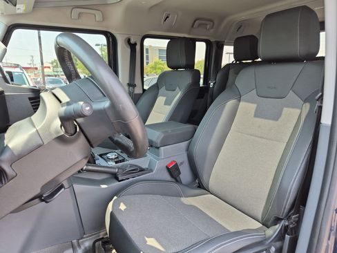Used 2024 INEOS Grenadier AWD/4WD image 15