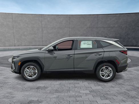 New 2026 Hyundai Tucson SE image 4