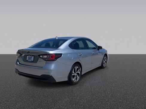 Used 2023 Subaru Legacy Premium AWD/4WD image 9
