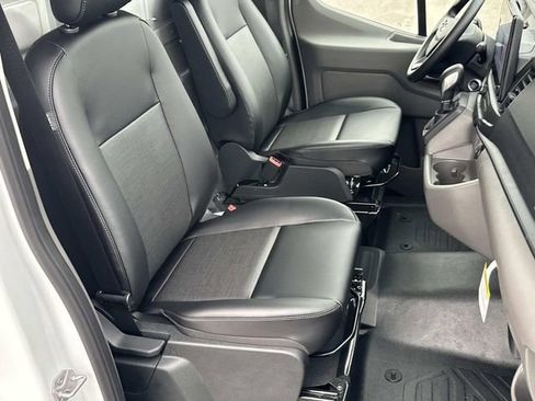 New 2026 Ford Transit 250 148 Medium Roof w/ HVAC Trade Package image 34