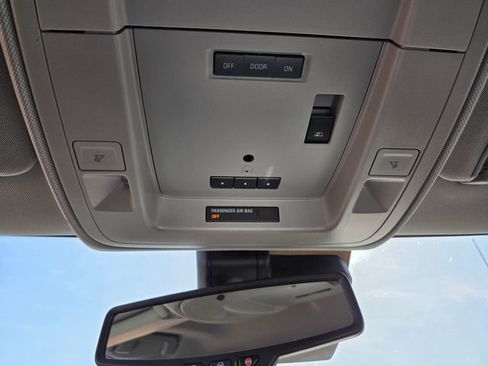 Used 2018 Chevrolet Silverado 1500 LTZ Z71 w/ Centennial Edition image 32