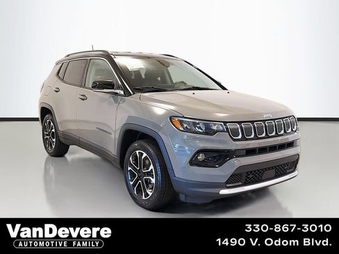 Used 2022 Jeep Compass Limited AWD/4WD image 1