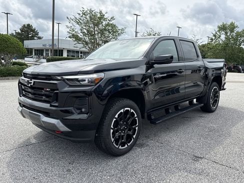 Used 2026 Chevrolet Colorado Z71 w/ Technology Package AWD/4WD image 7