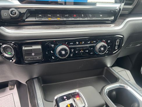 New 2026 Chevrolet Silverado 1500 LTZ w/ LTZ Premium Package image 21