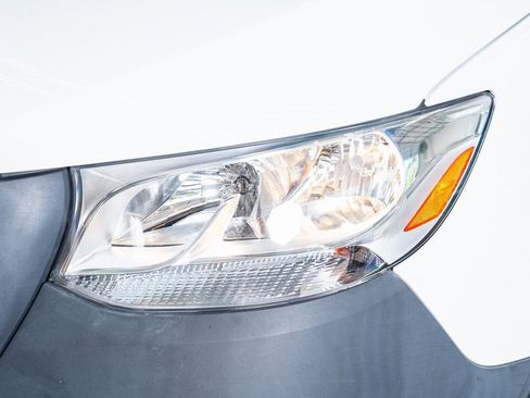 Used 2023 Mercedes-Benz Sprinter 3500 image 13