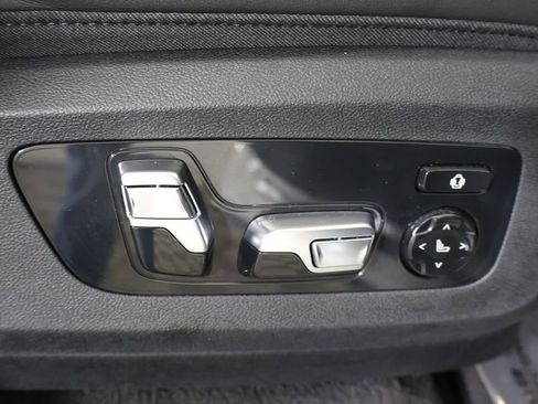 Used 2024 BMW XM AWD/4WD image 37