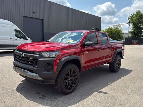 Used 2023 Chevrolet Colorado Trail Boss w/ Advanced Trailering Package AWD/4WD image 7
