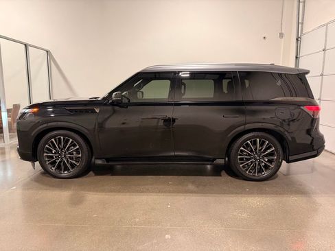 Used 2025 INFINITI QX80 Autograph AWD/4WD image 8