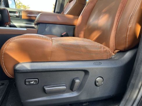 Used 2015 Toyota Tundra 1794 Edition image 12